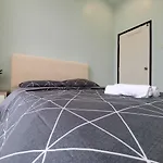Bukit Indah 6Pax Wifi Netflix 3 Bedroom