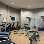 Bukit Indah 6Pax Wifi Netflix 3 Bedroom